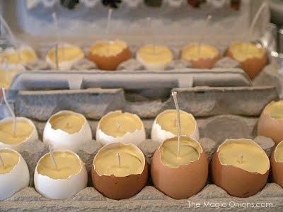 Beeswax Easter Egg Candle Tutorial : www.theMagicOnions.com