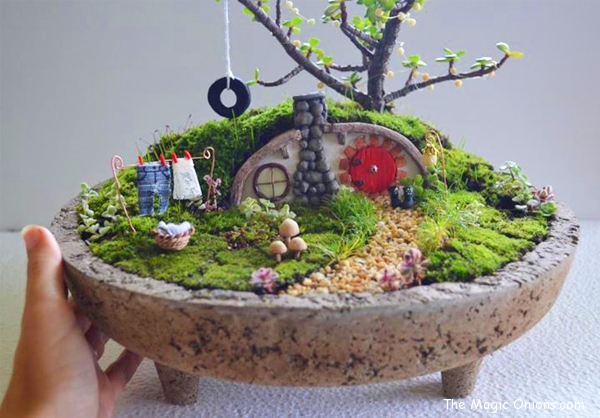 Magical Fairy Garden :: www.theMagicOnions.com