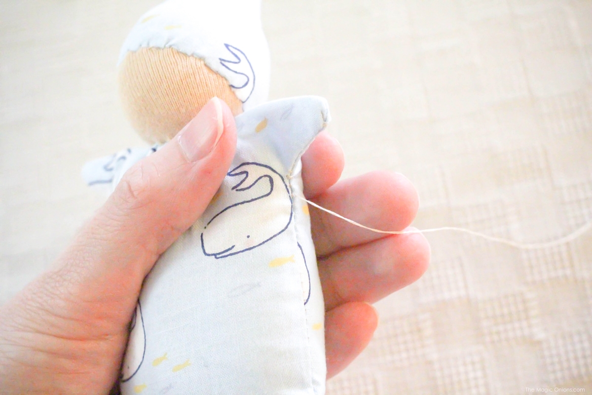 FREE Pattern for a WALDORF POCKET DOLL. Follow this step-by-step DIY Tutorial to make your child a delightful WALDORF DOLL.