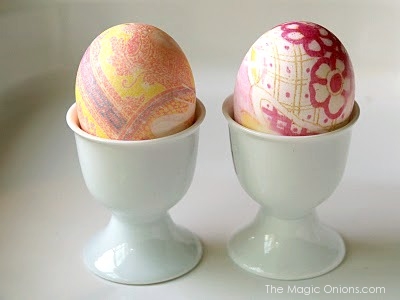 Silk Dyed Easter Eggs : www.theMagicOnions.com
