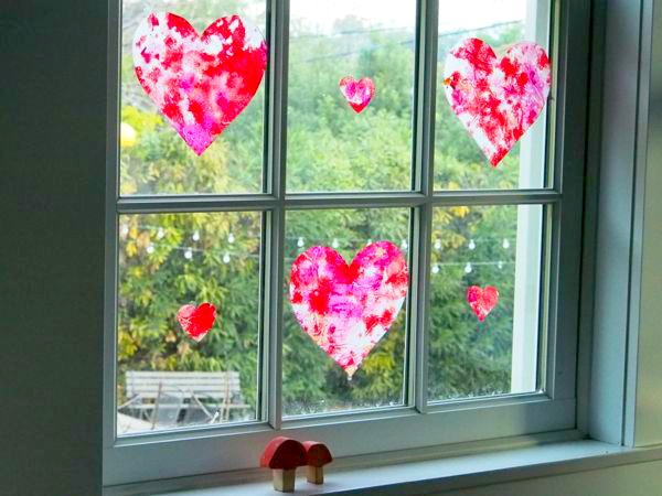 Wax Paper and Crayon Stained Glass Window Hearts : www.theMagicOnions.com