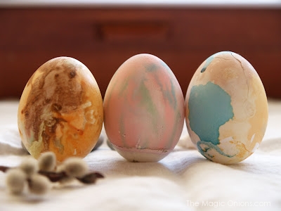 Painted Easter Eggs : www.theMagicOnions.com