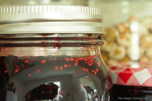 photo of a jar of mulberry jam