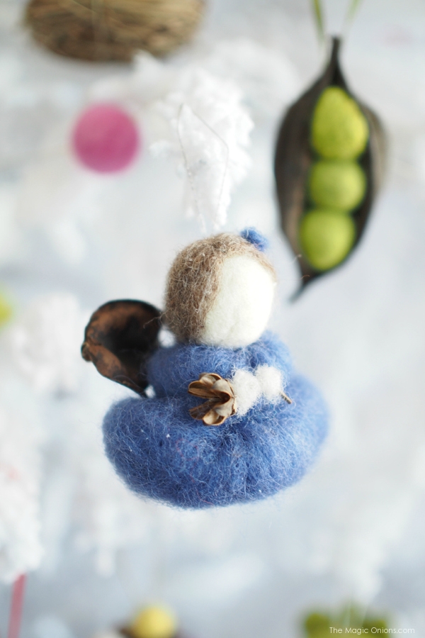 Needle Felted Christmas Tree Ornaments : www.theMagicOnions.com