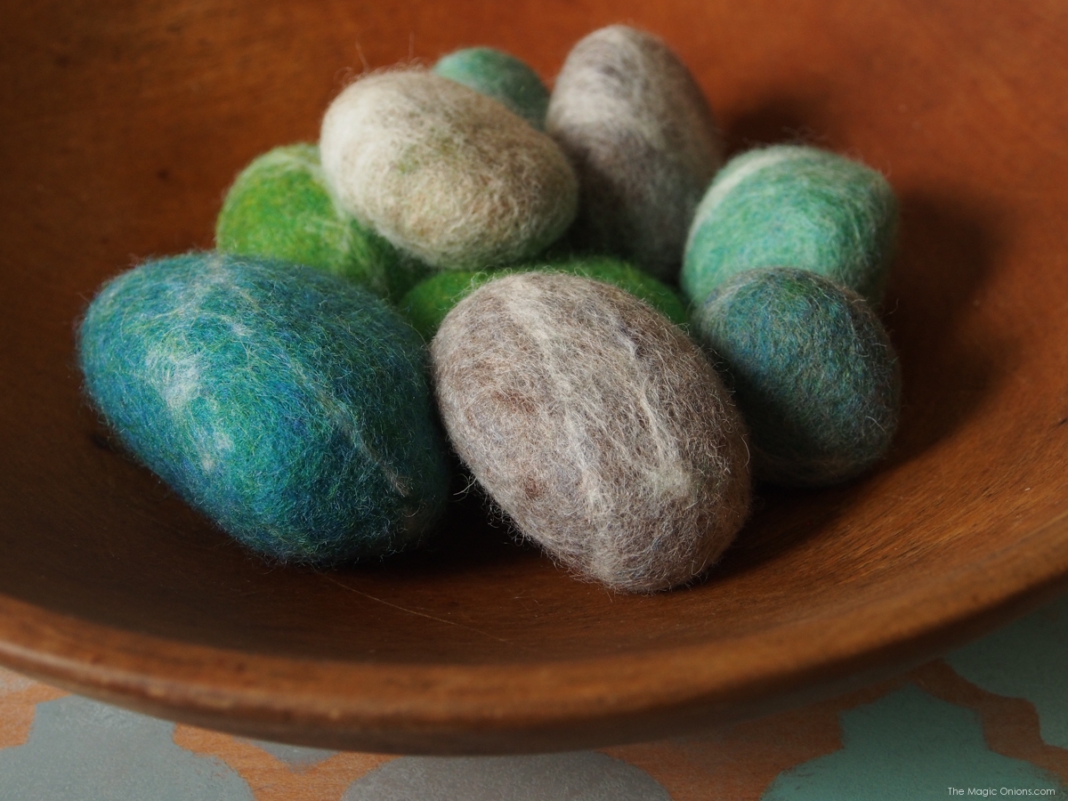 Tutorial How To Make Wet Felted Rocks with www.theMagicOnions.com