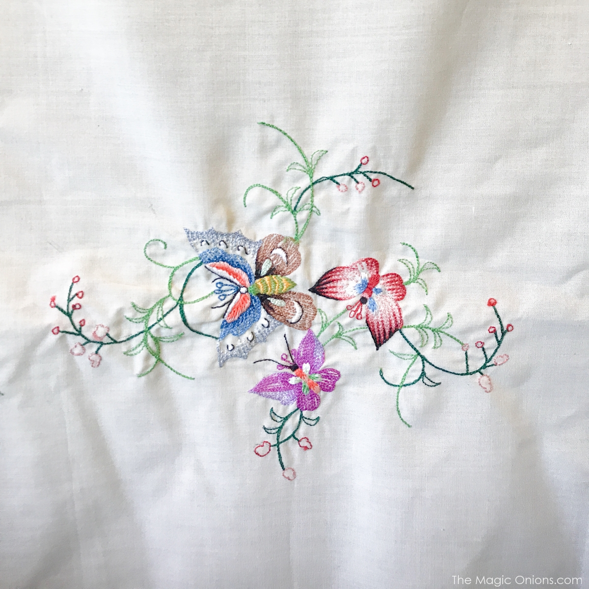 Antique Butterfly Embroidery :: The Vintage Trail :: Vermont